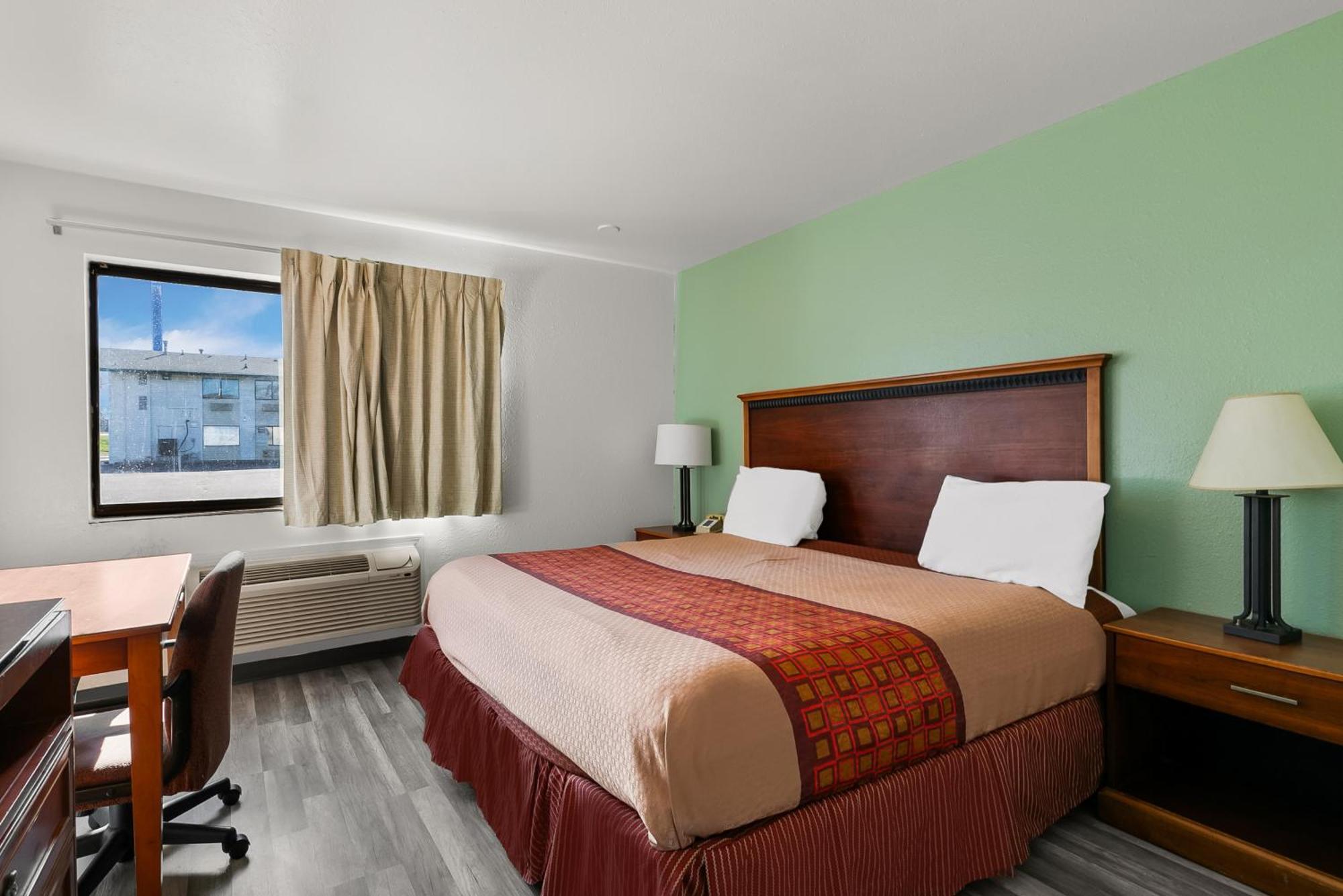 Americas Best Value Inn - Lincoln Airport Exterior photo